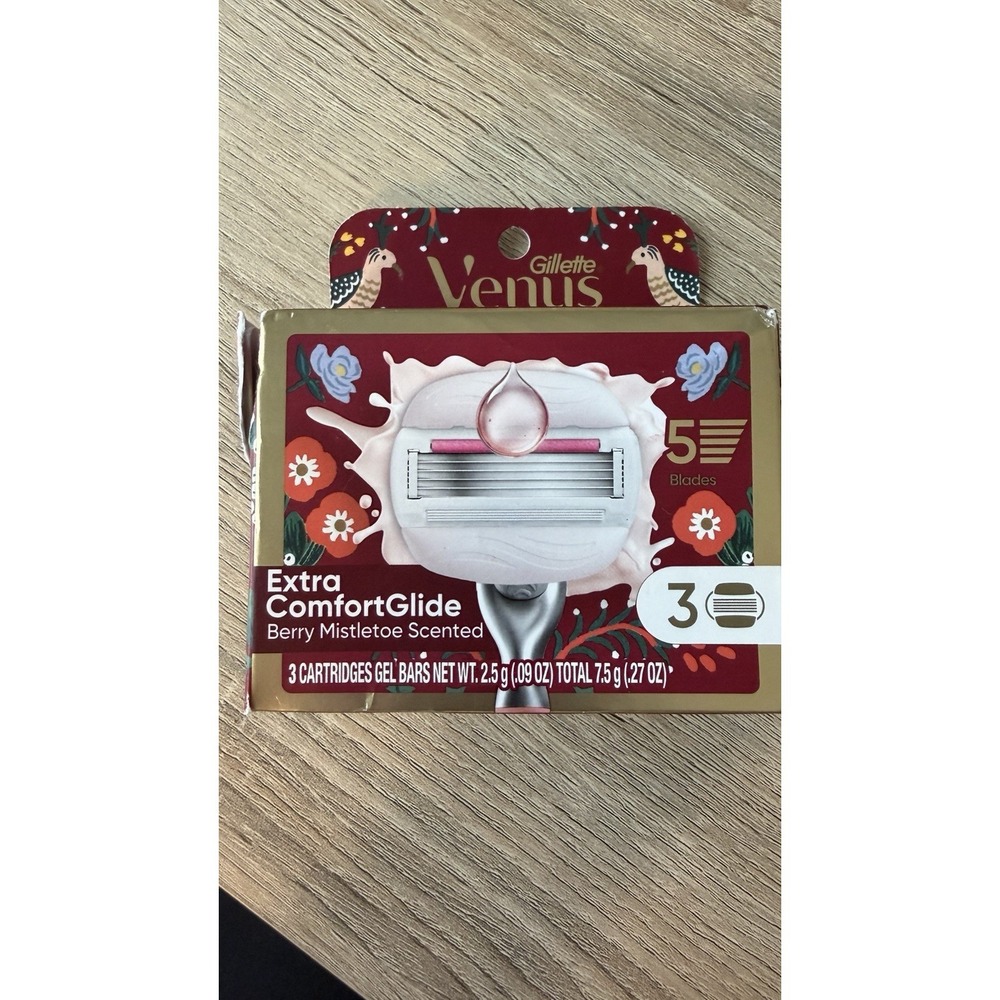 Gillette Venus‎ Extra ComfortGlide Razor Refills Berry Mistletoe 3 ct